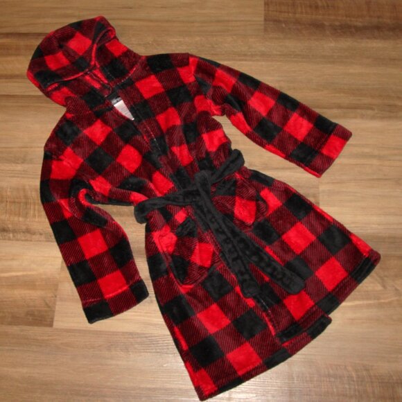 BUY IT NOW PRICE ⭐ Boy's 8/10 MED Cuddl Duds Red Black Buffalo Check Hooded Robe - Picture 1 of 4